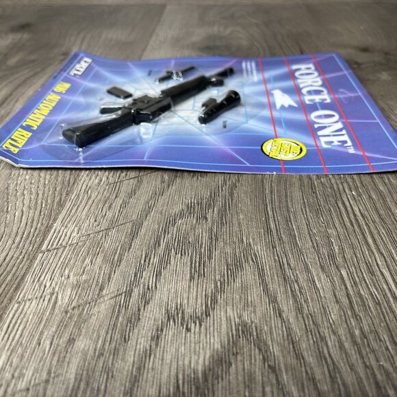 ERTL Force One Die-Cast Metal M16 Automatic Rifle Weapon Set #4970 1989 a - Picture 5 of 11